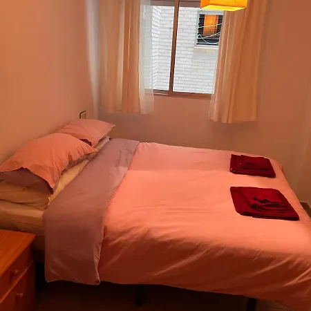 Big One Bedroom Next To Beach. Apartment *