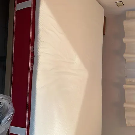 Big One Bedroom Next To Beach. Apartment *