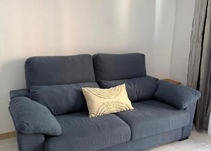 Big One Bedroom Next To Beach. Daire